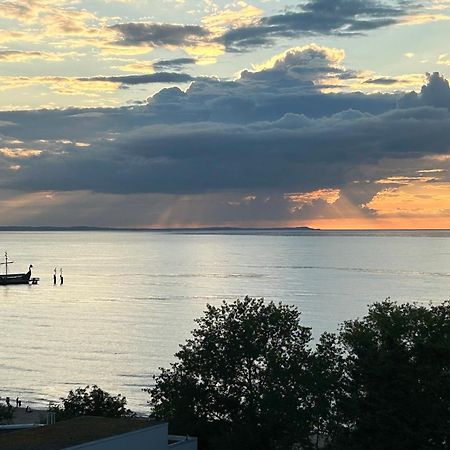 Luxe Baltic Sunset Apartment Miedzyzdroje Bagian luar foto