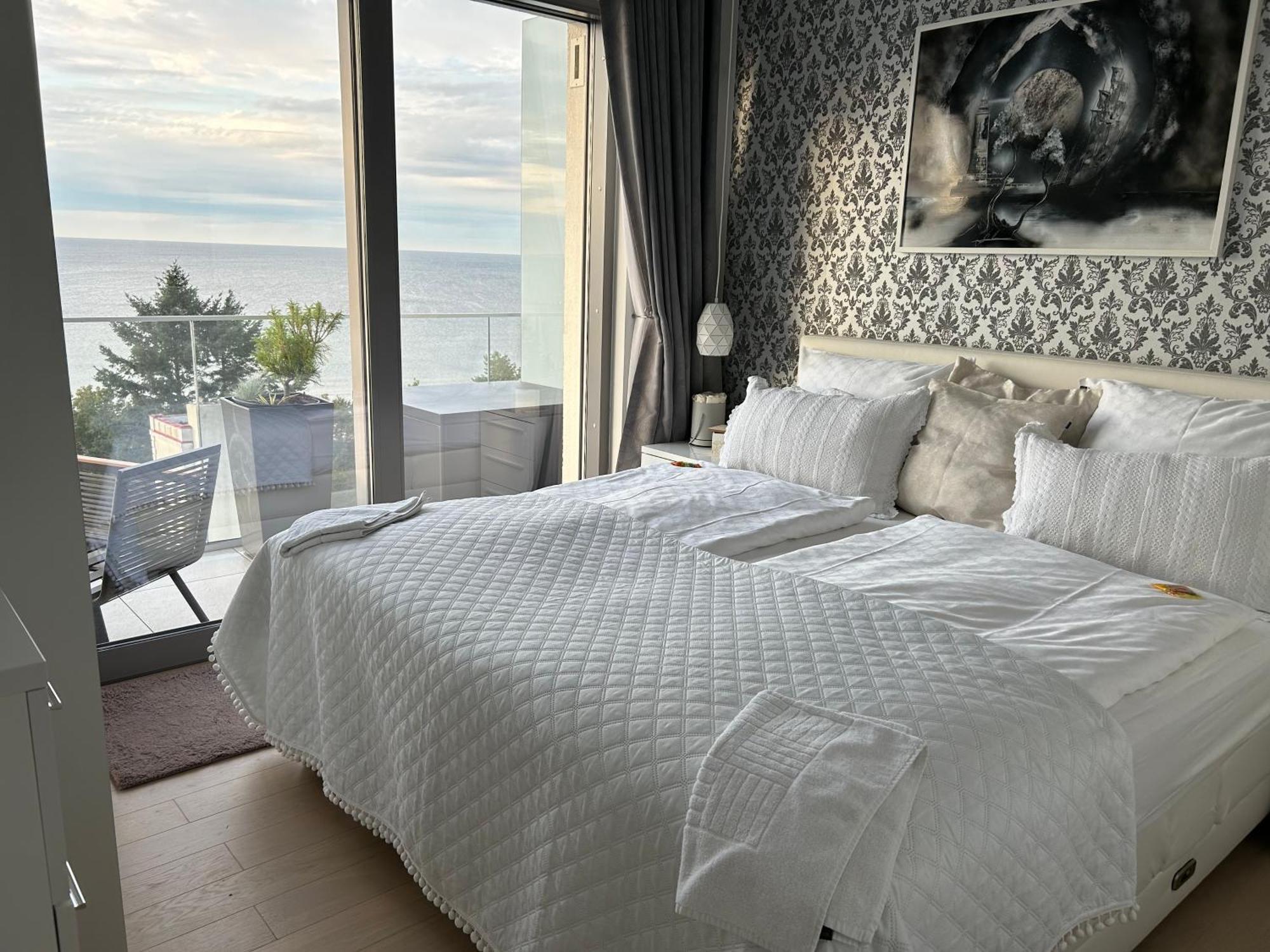 Luxe Baltic Sunset Apartment Miedzyzdroje Bagian luar foto